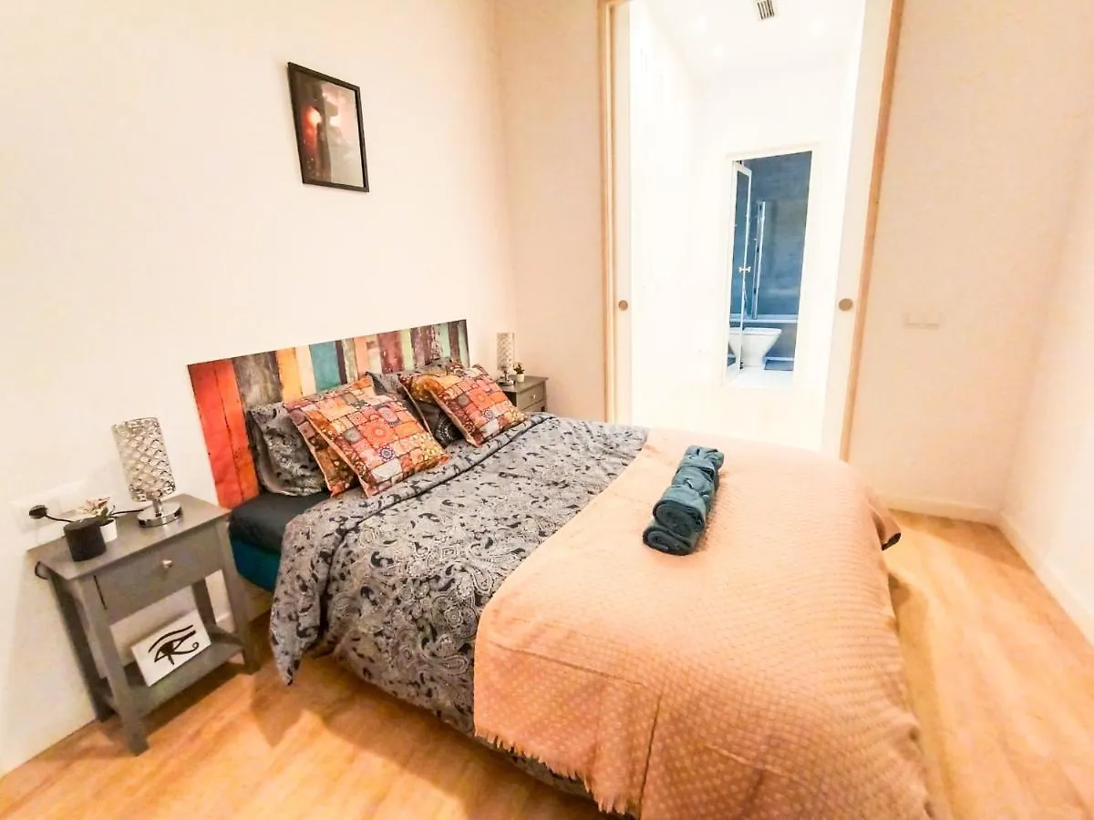 Hostel By Liceu Rooms Barcelona